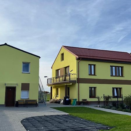 Apartment Golden Prague 78 Vestec  Exterior foto
